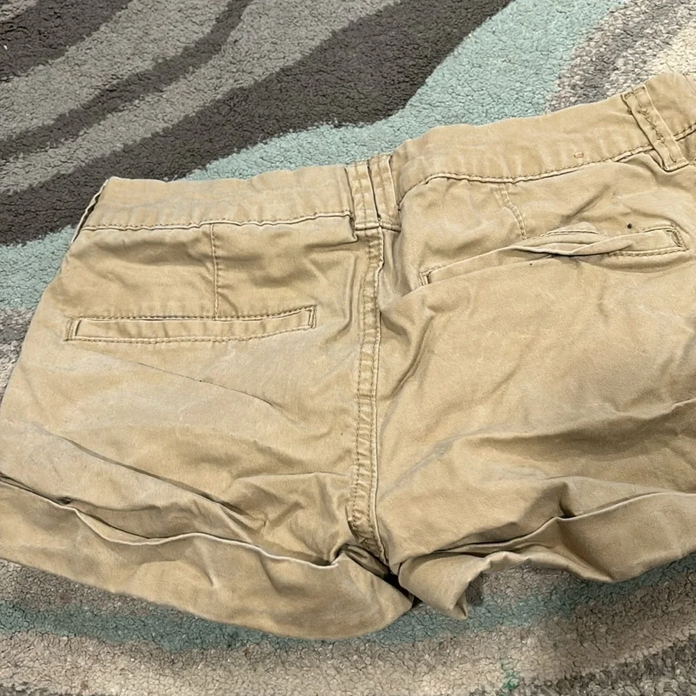 ⭐️2/$10 - Tan Aeropostale Shorts